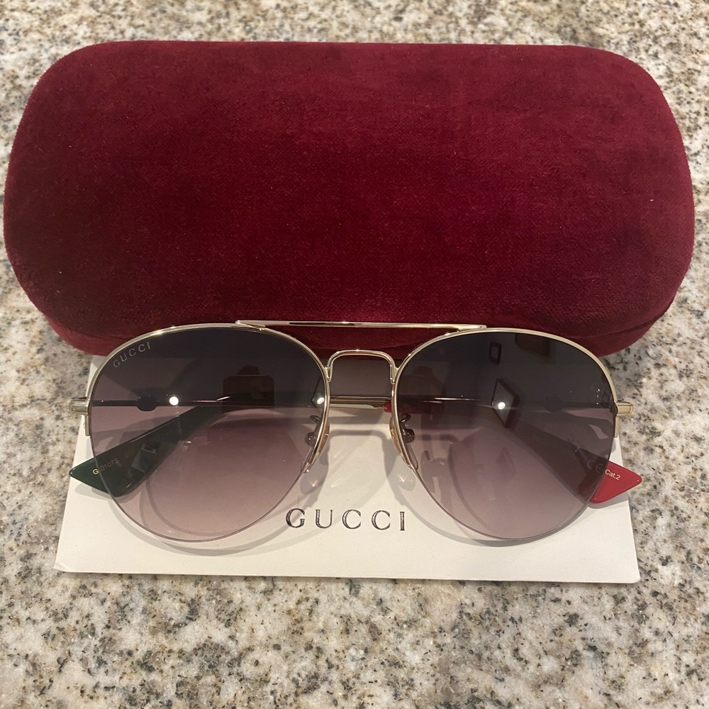 Men’s Gucci Aviator Sunglasses